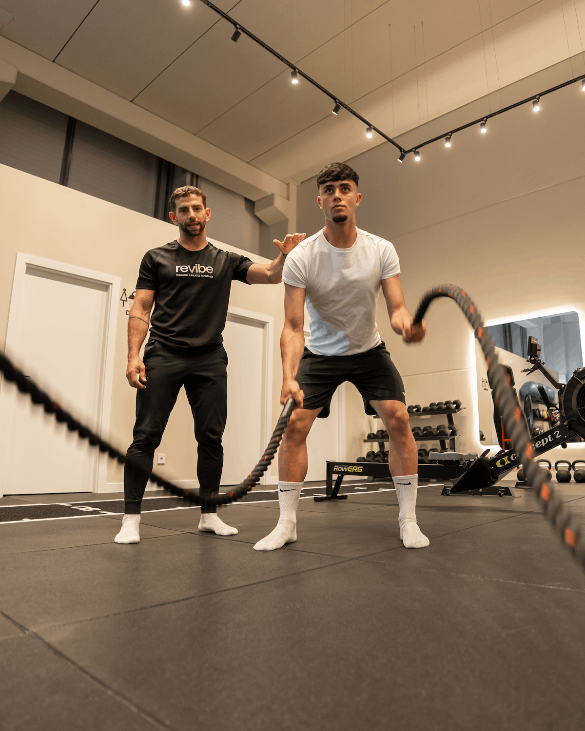 Entrenamiento personal cuerdas revibe